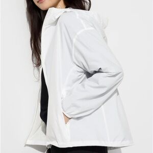 Uniqlo UV Protection Pocketable Parka White Hooded Jacket M Rain Lightweight